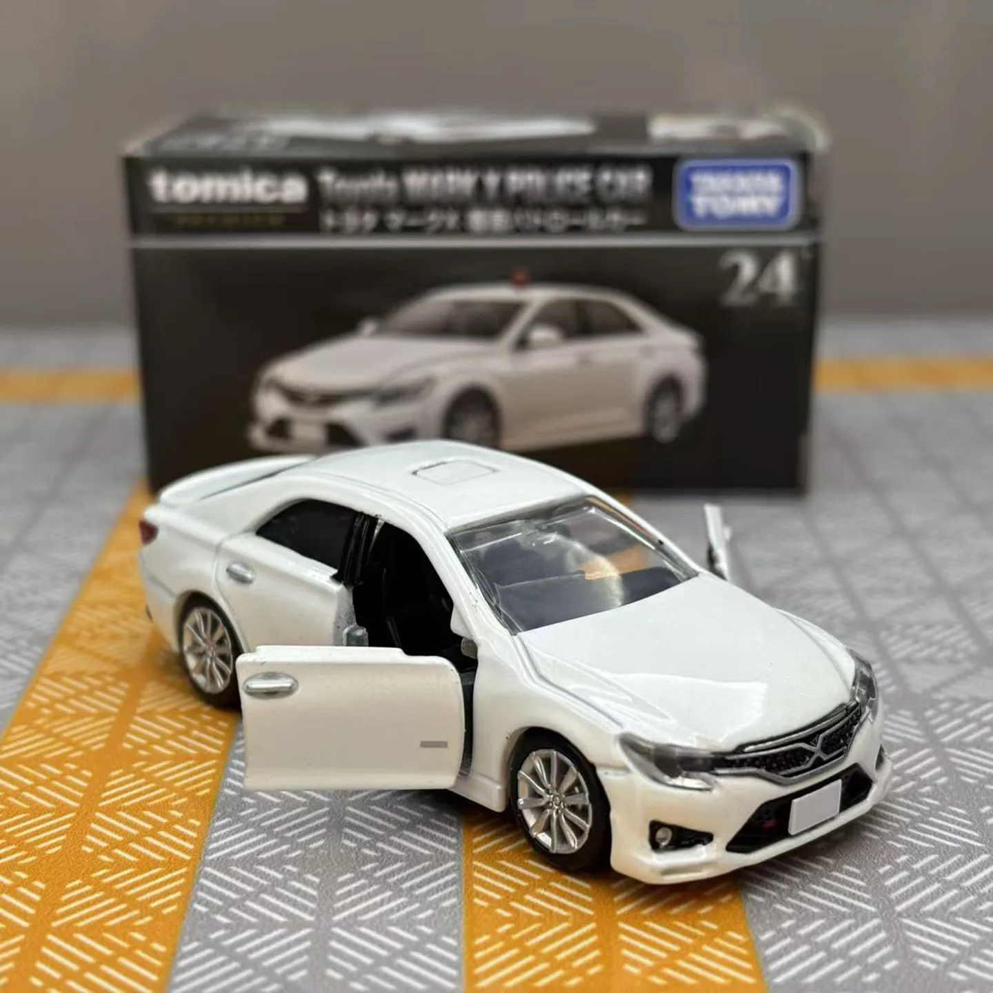 New Tomica Toy Ota Mark X Patrol Car Diecast Model 1/64 Black Box Tp24 Simulated Alloy Vehicle Collection Display Toy Model