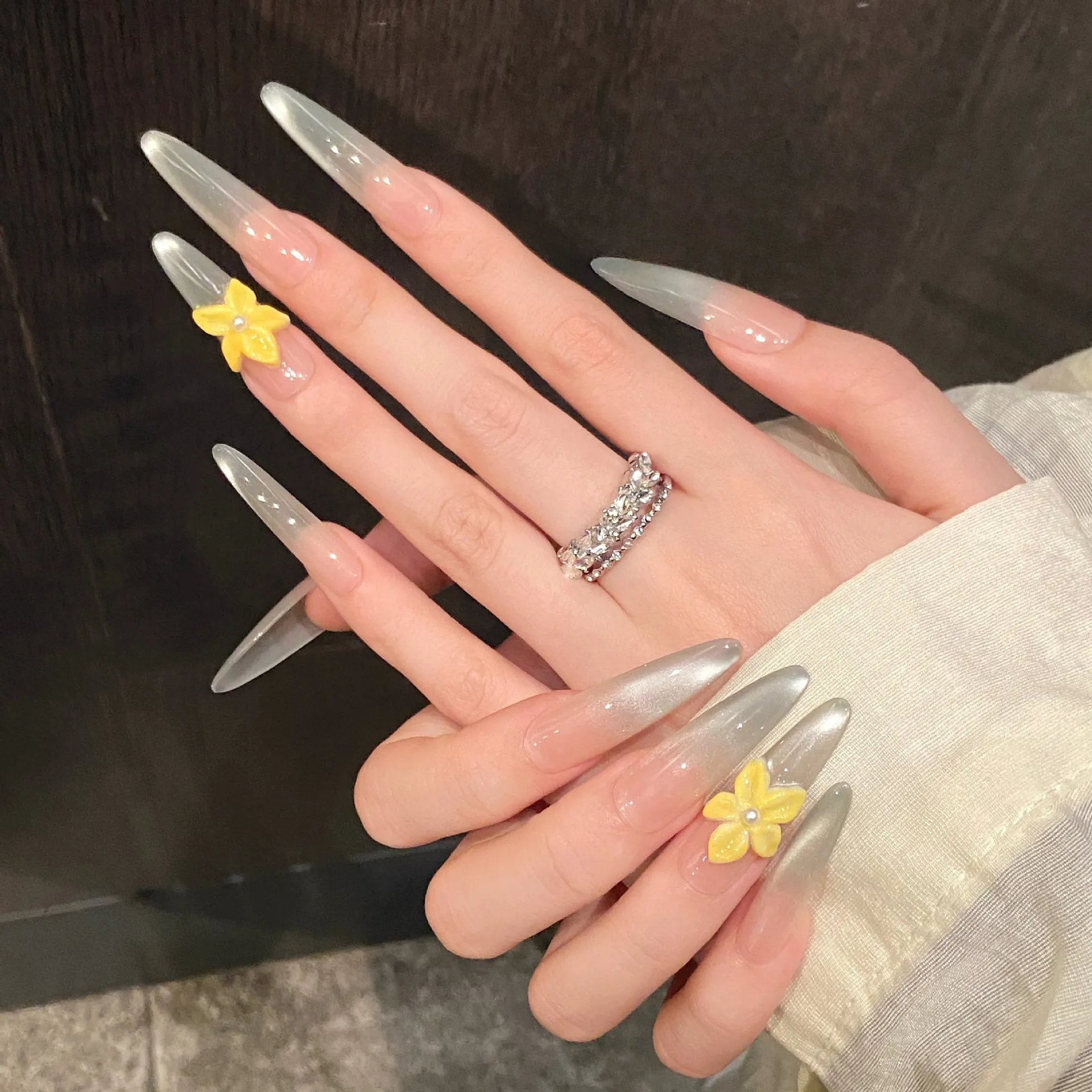10 stuks handgemaakte gele Plumeria druk op nagels gradiënt mintgroen Franse stijl kunstnagels lange ballerina draagbare zomernagel