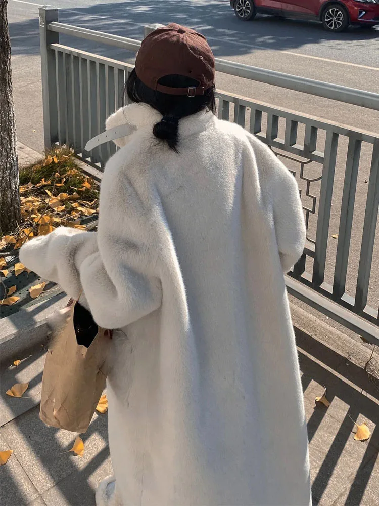 2025 ملابس نسائية متوسطة الطول فضفاضة للتخسيس معطف فرو صناعي شتاء جديد 1125 #4