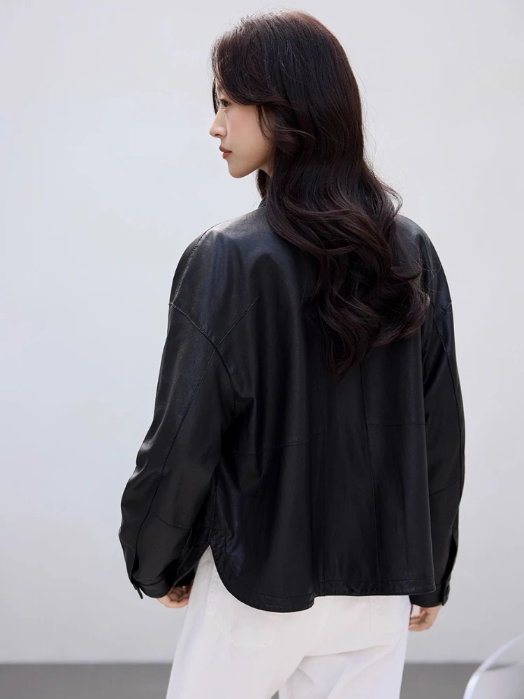 カジュアルショート丈本革ジャケット レディース 春秋 2025 新作 高級 シンプル スタンドカラー ソフト ブラック 本革シープスキンコート