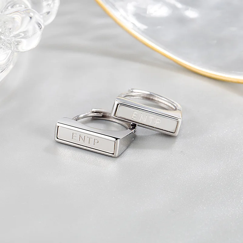 الأقراط الإناث الأبجدية الأذن أبازيم الأقراط المتخصصة تصميم الشعور عالية 2024 جديد عصري enfp وأقراط مزاجه الرجعية