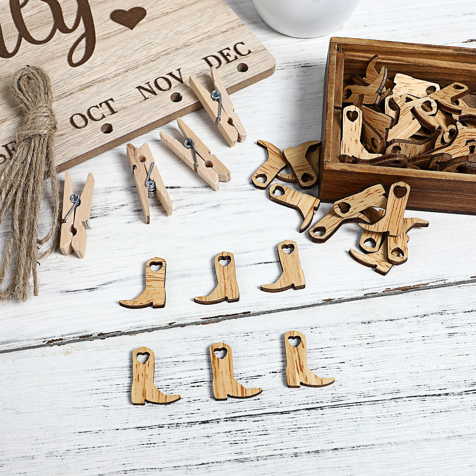 

100pcs Mini Wooden Cowboy Boots Ornaments for Crafts Decorative Slices DIY Projects Hanging Design Home Accessories Sewing