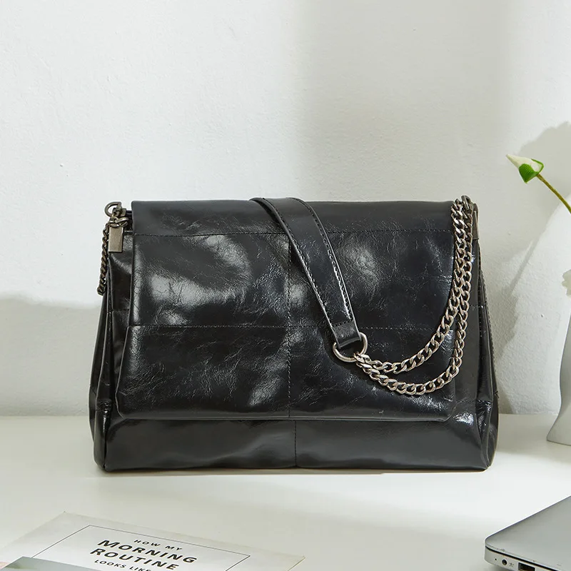 Ladies' New Large Capacity Fashionable Versatile Business Commuting Bag Niche Chain Crossbody Bag Shoulder Bag Large Bag