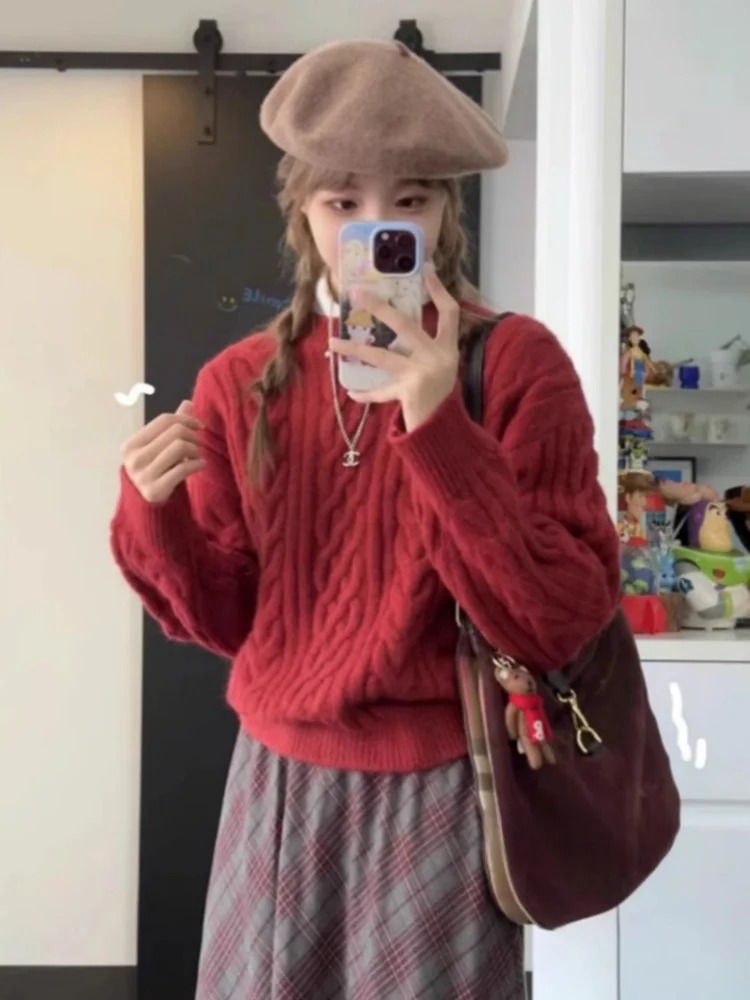 시사스 테마 티엔드 레드 니트 스웨터 여성용 패셔너블 겨울 상의 따뜻하고 편안한 루즈핏 롱 스웨트 크루넥