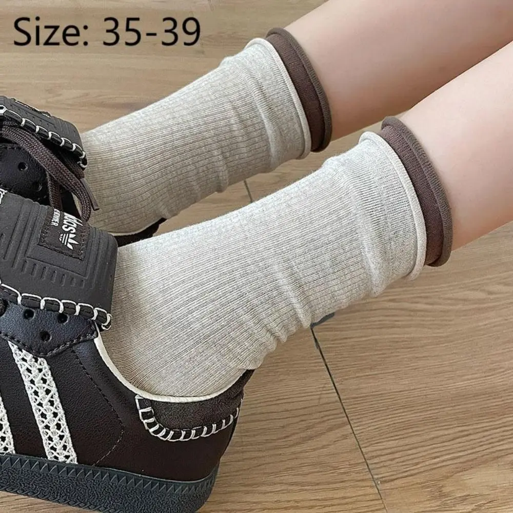 新しい保温ベルベット靴下肥厚ソフトミッドチューブ靴下綿二ネジタイプの女性の靴下冬