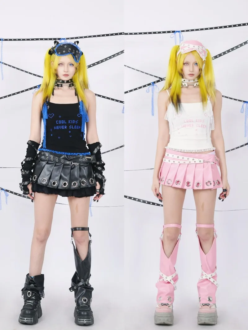 สไตล์ญี่ปุ่นต่ําเอว Layered จีบ Perforated อเนกประสงค์กระโปรงสั้นพิเศษการออกแบบที่ไม่ซ้ํากันกระโปรงหนังสีชมพูสีดํา 2 สี