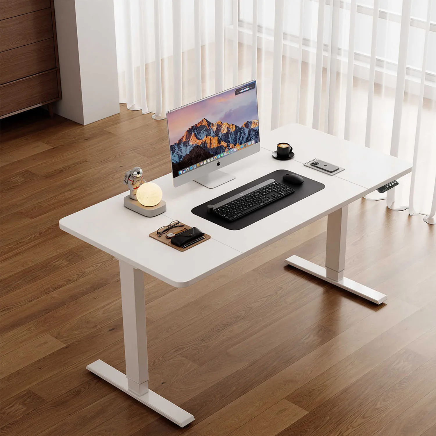 Height adjustable electric standing desk, sitting desk, motion desk, home office workstation, protection of the cervix and lower spine