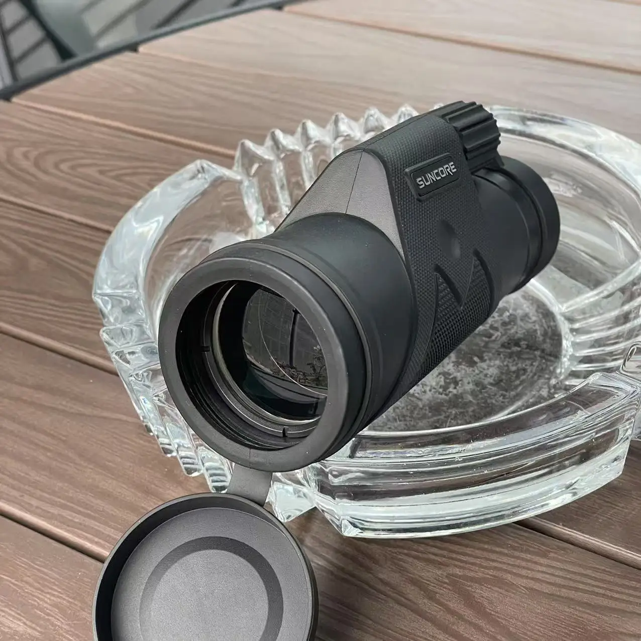 

SUNCORE 10x42 Monocular LTelescope - Portable & High-Definition, Perfect for Bird Watching, Concerts, and Sports Events