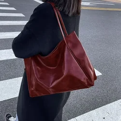 MBTI-Bolso de mano rojo Vintage para mujer, bandolera de cuero de gran capacidad, informal, atlético, para compras, Harajuku, Simple