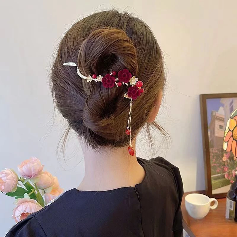 Korean Metal Flower Rhinestone Hair Clips Hairpin Sweet Ponytail Fashion Clip Barrettes Hairgrips Headwear Women Hair Accessorie