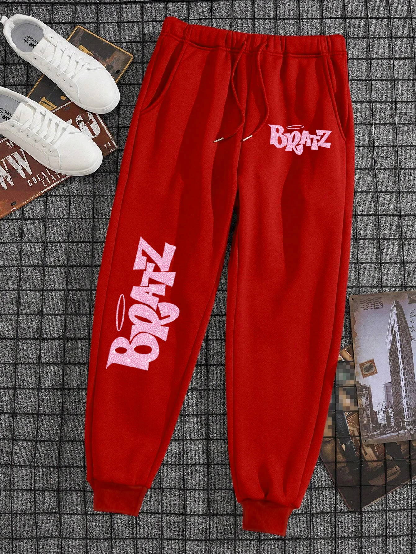 Bratz-Pantalones con estampado rosa para hombre y mujer, calzas informales de forro polar, holgadas, de gran tamaño, con bolsillo, para gimnasio y exteriores