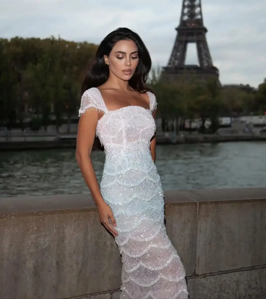 

Ofherown Ombre Sequin Beaded Mermaid Prom Gown Square Neck Cap Sleeve Formal Evening Dress for Party Prom Gala Cocktail