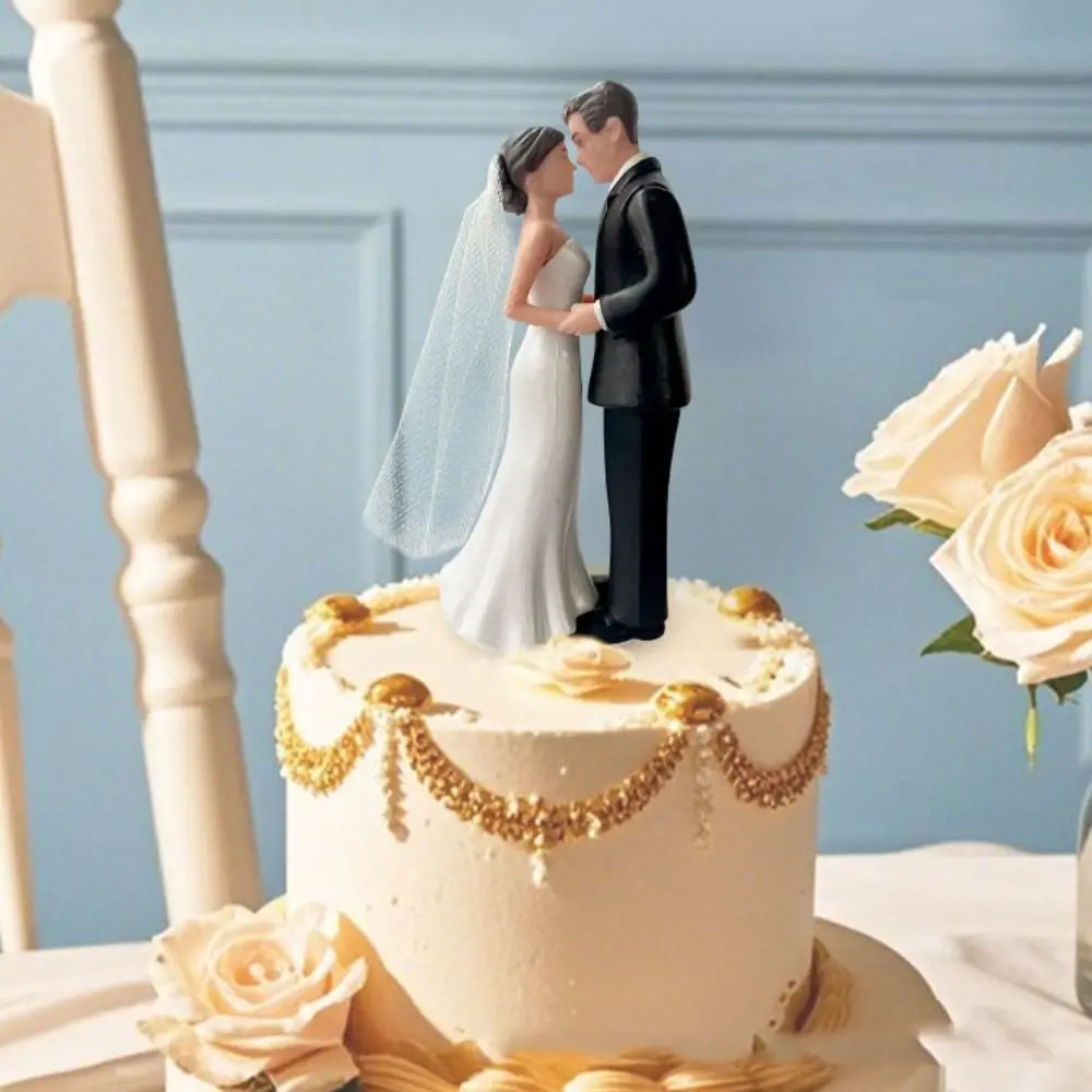 

Anniversary Decoration Couple Wedding Cake Topper White/Black Creative Cake Toppers Dolls Elegant PVC Bride & Groom Figurines
