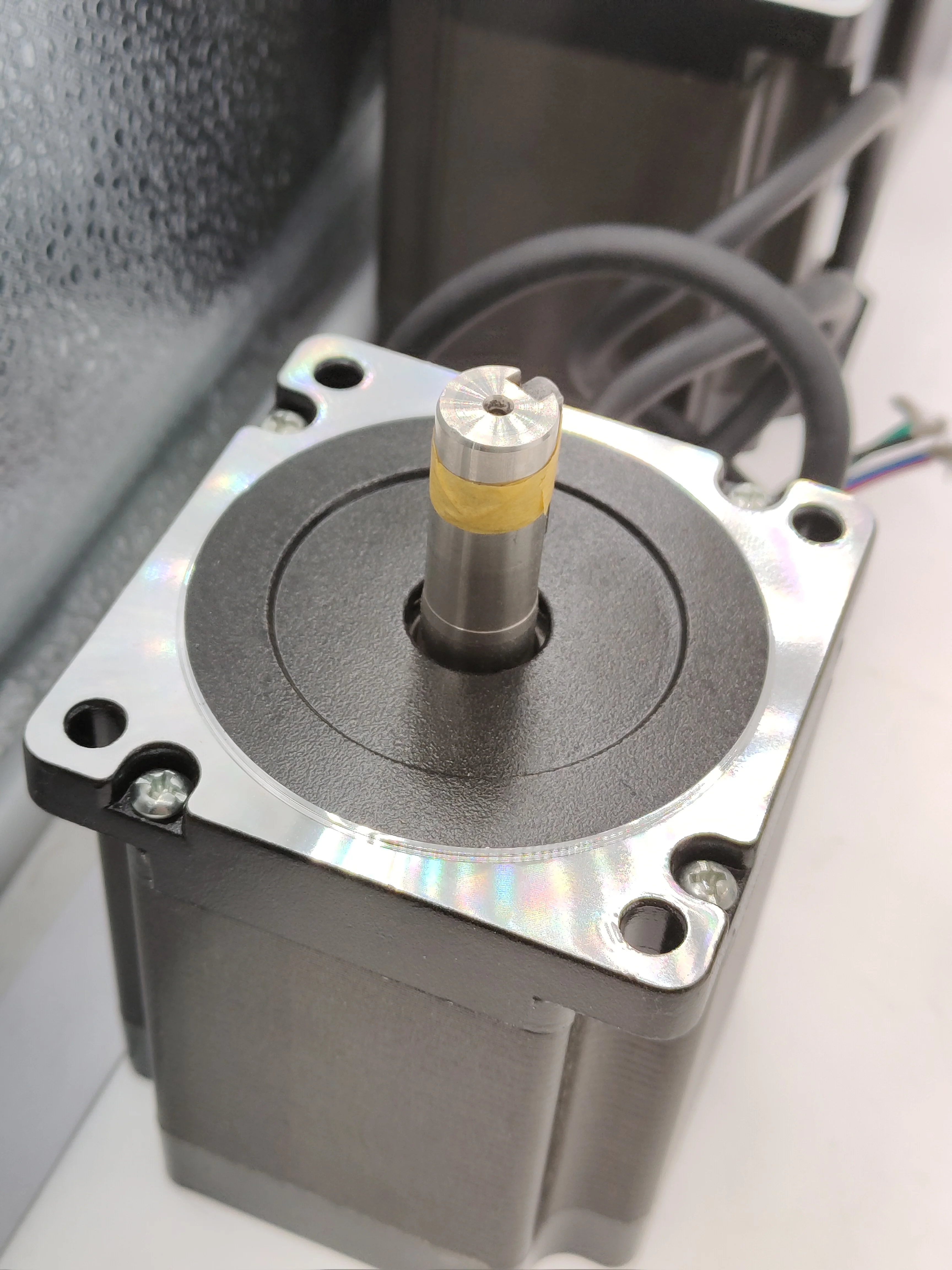 86 Silnik krokowy NEMA34 4.5Nm 6.5Nm 8.5Nm 12Nm 6.0A Silnik krokowy D14mm 2-fazowy do grawerki CNC Wysoki moment obrotowy 86BYG DM860H — zdjęcie 2