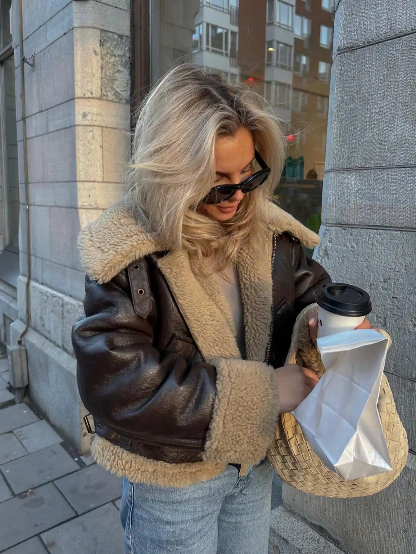 

Women's Brown Faux Leather Shearling Collar Motorcycle Jacket, Short Warm Winter Coat