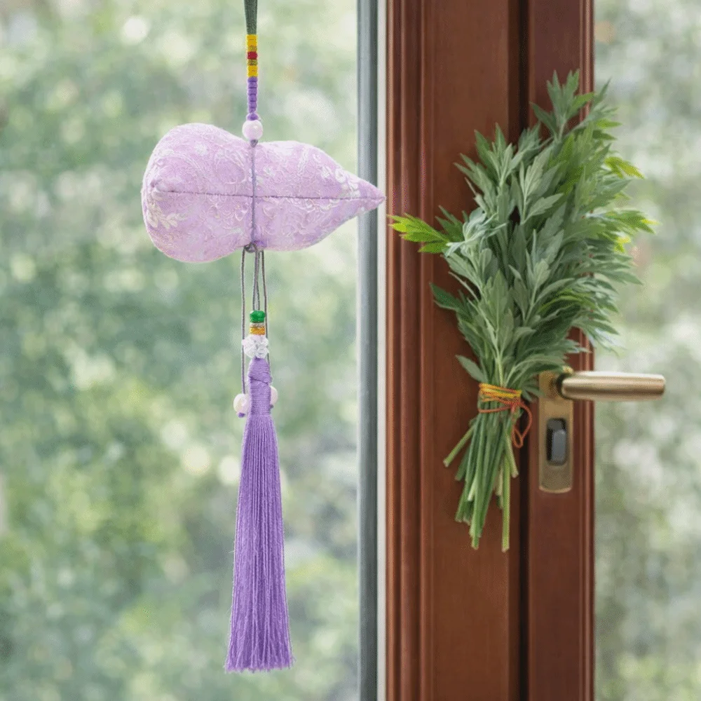 Traditional Gourd Brocade Embroidered Bag With Tassel Chinese-style Mugwort Sachet Mugwort Fill Blessing Gourd Sachet Pendant