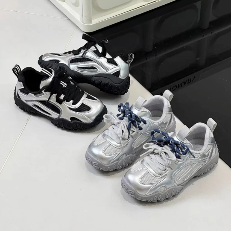 

Кроссовки для скейтбординга для мальчиков и девочек, новинка 2023 года, осенняя прогулочная обувь для малышей, нескользящие универсальные школьные уличные горные кроссовки на мягкой подошве