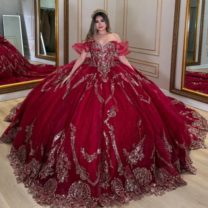 

Red Shiny Quinceanera Dresses Off Shoulder Ball Gown Sweet 16 Dress Gold Applique Lace Beading Tull Birthday Party Vestidos 15