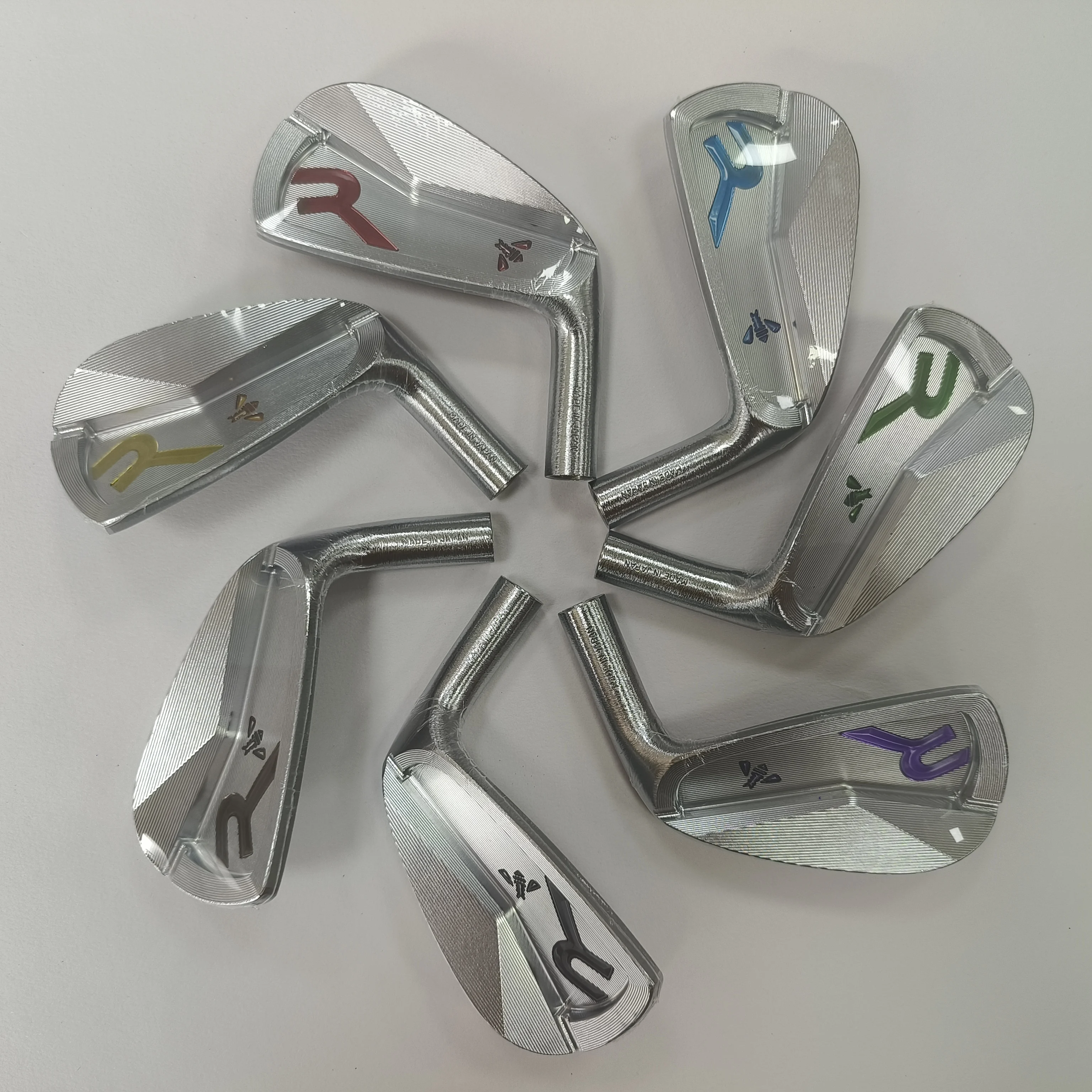 JUNYUE golf PC forged silver golf club head color logo golf set, Set of 4-P, Seven in Total