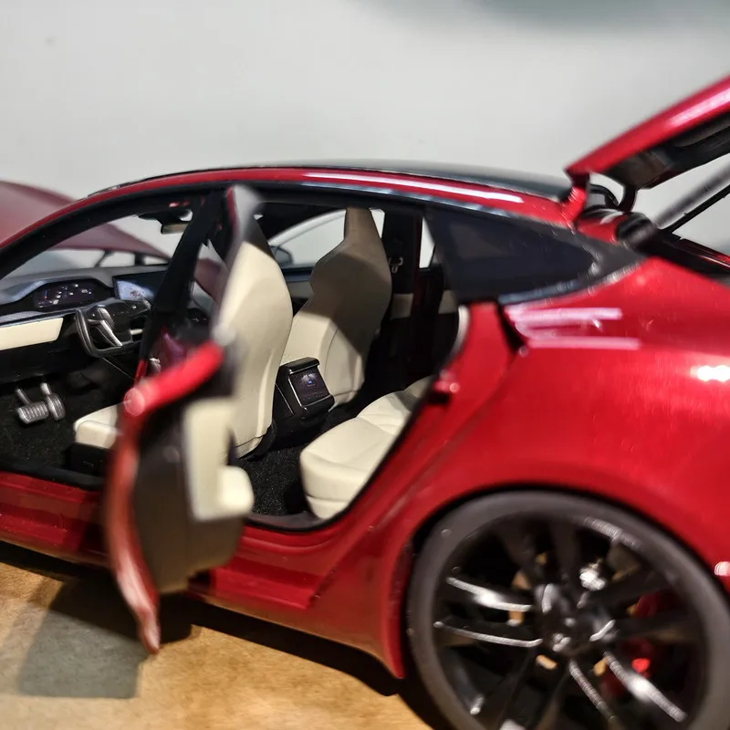 Tesla Model S 1:18 schaalmodel, volledig openbaar, elektrisch, gesimuleerd, diecast, hoge detailgraad, automodel voor verzamelaars, bureaudecoratie