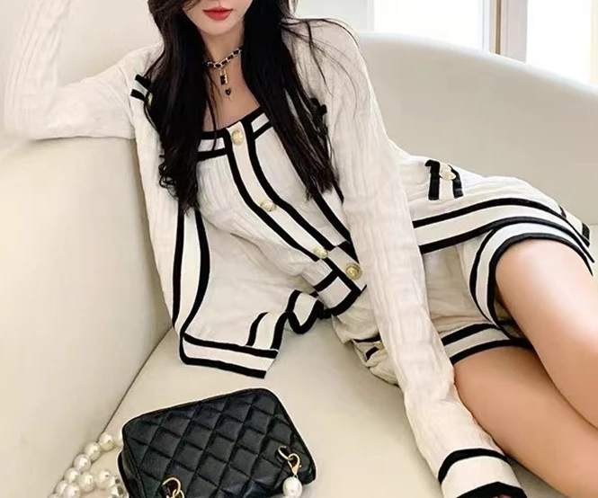 Luxury Hong Kong Style Set with High-end Feel, Women's Retro Cardigan, Short Skirt, Knitted Three Piece Set