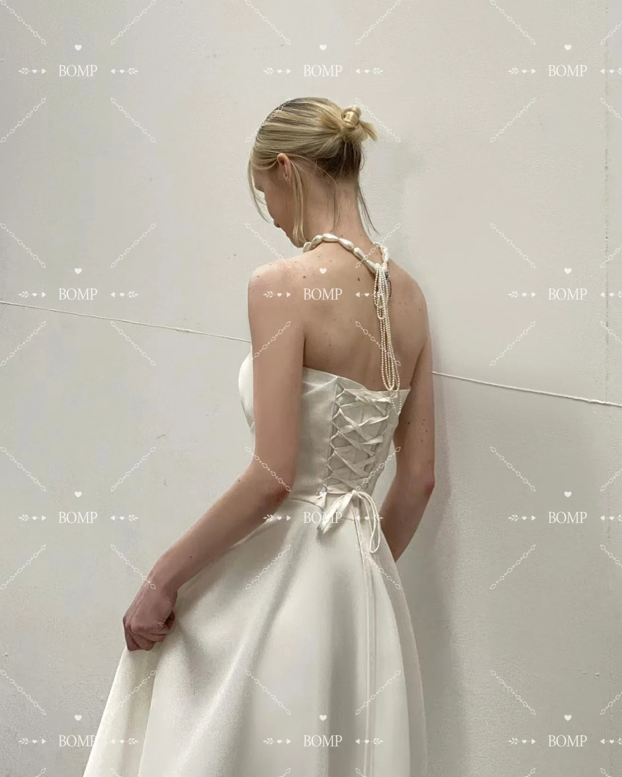 BOMP Simple Ivory Wedding Party Dress Strapless Sweep Train A-Line Korea Photo Shoot Bridal Reception Gown Customized 웨딩드레스