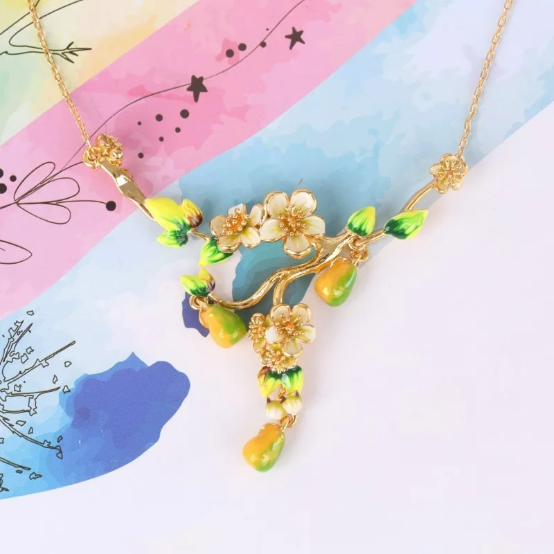 Fashion New Trendy Bomemia Style Rural Series Cute Statement Handpainted Drip Oil Pear Fruit Dangles Tassels Necklace for Women