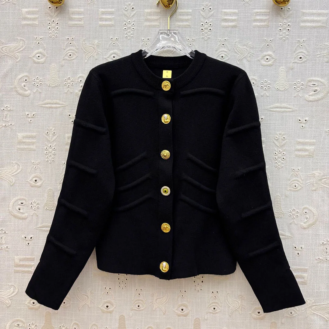 

2025 New Fashion Autumn Rib Strip Design Cardigans Women O-neck Long Sleeve Gold Metal Buttons Vinatge Cute Knitted Sweater
