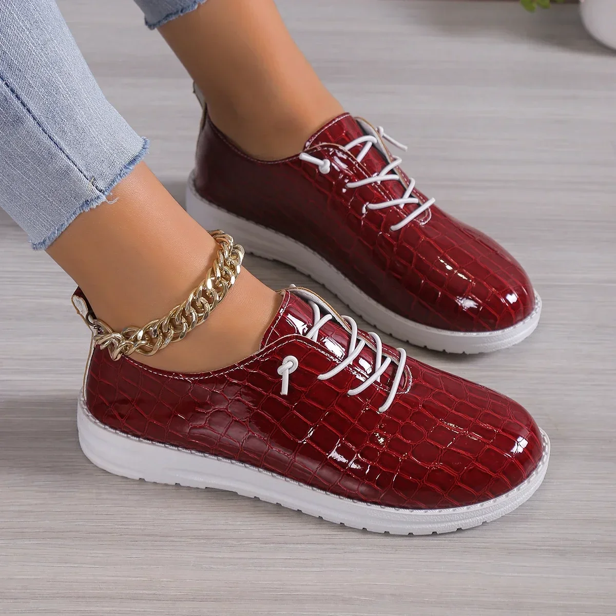 

Women Sneakers Fashion Lace Up Women Casual Breathable Shoes Soft Vulcanized Flat Walking Shoes Women Zapatos De Mujer