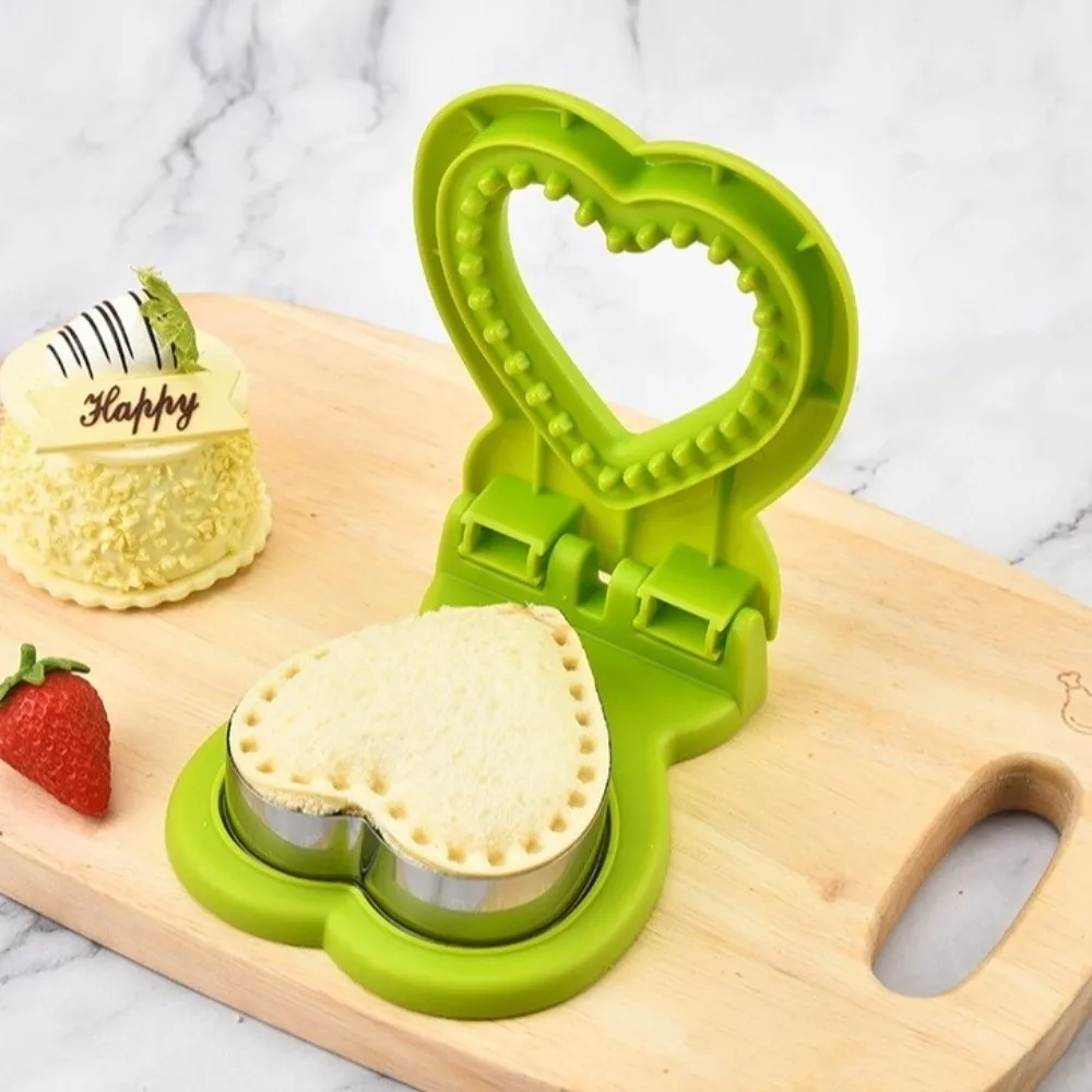 

New Stainless Steel DIY Sandwich Cutters Mould Round Square Heart Shape Toast Bread Mold Sandwich Cutting Tool Accessories