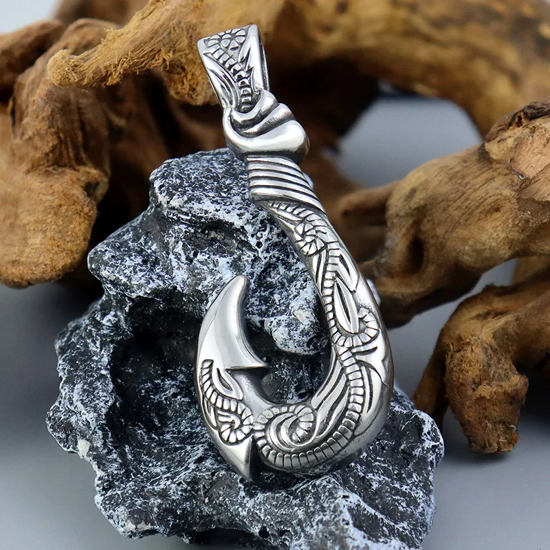 Maui Magic Fish Hook Necklace Pendant Men Vintage Punk Style Stainless Steel Pirate Anchor Necklace Biker Jewelry Gift Wholesale