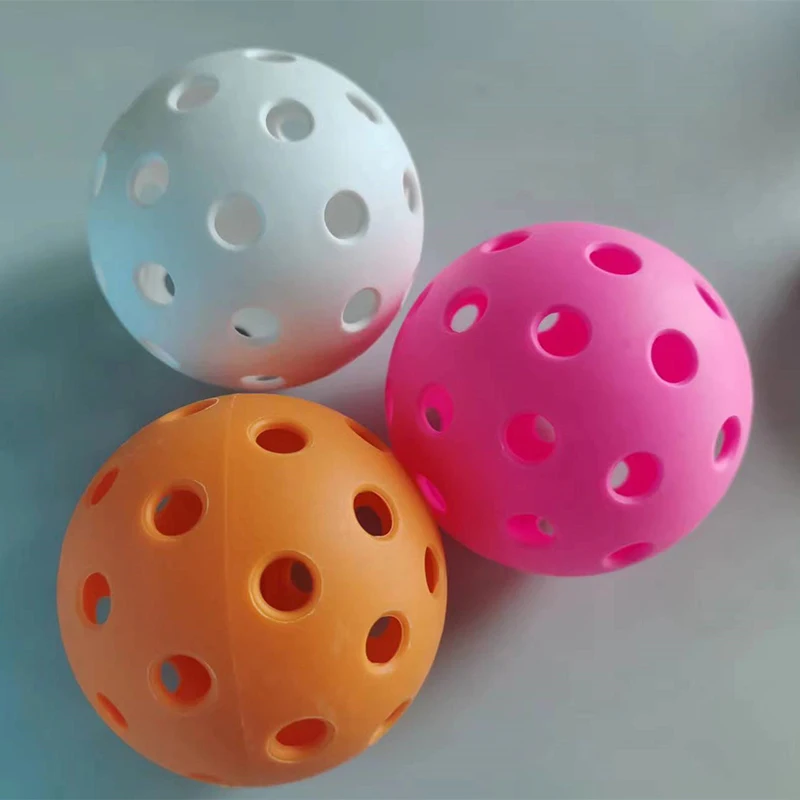 TPE Elasticity Ball Outdoor Sports Playing Experience Pickleball Injection Molded Resilient 40-Hole Ball