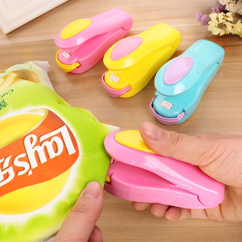 Sellador térmico de bolsas portátil, Mini máquina de sellado con Clip de almacenamiento de paquetes de plástico, práctico sello adhesivo para aperitivos de alimentos, Gadgets de cocina