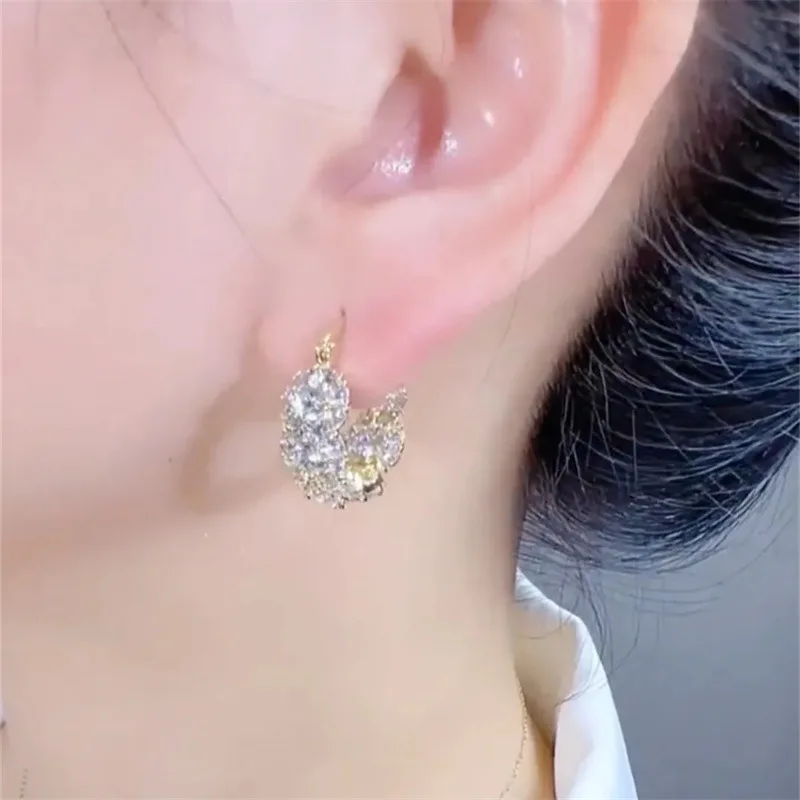 Pendientes de aro de circón para mujer, aretes de diseño único, elegantes, exquisitos, ligeros y lujosos, joyería para fiesta de boda, regalo Premium