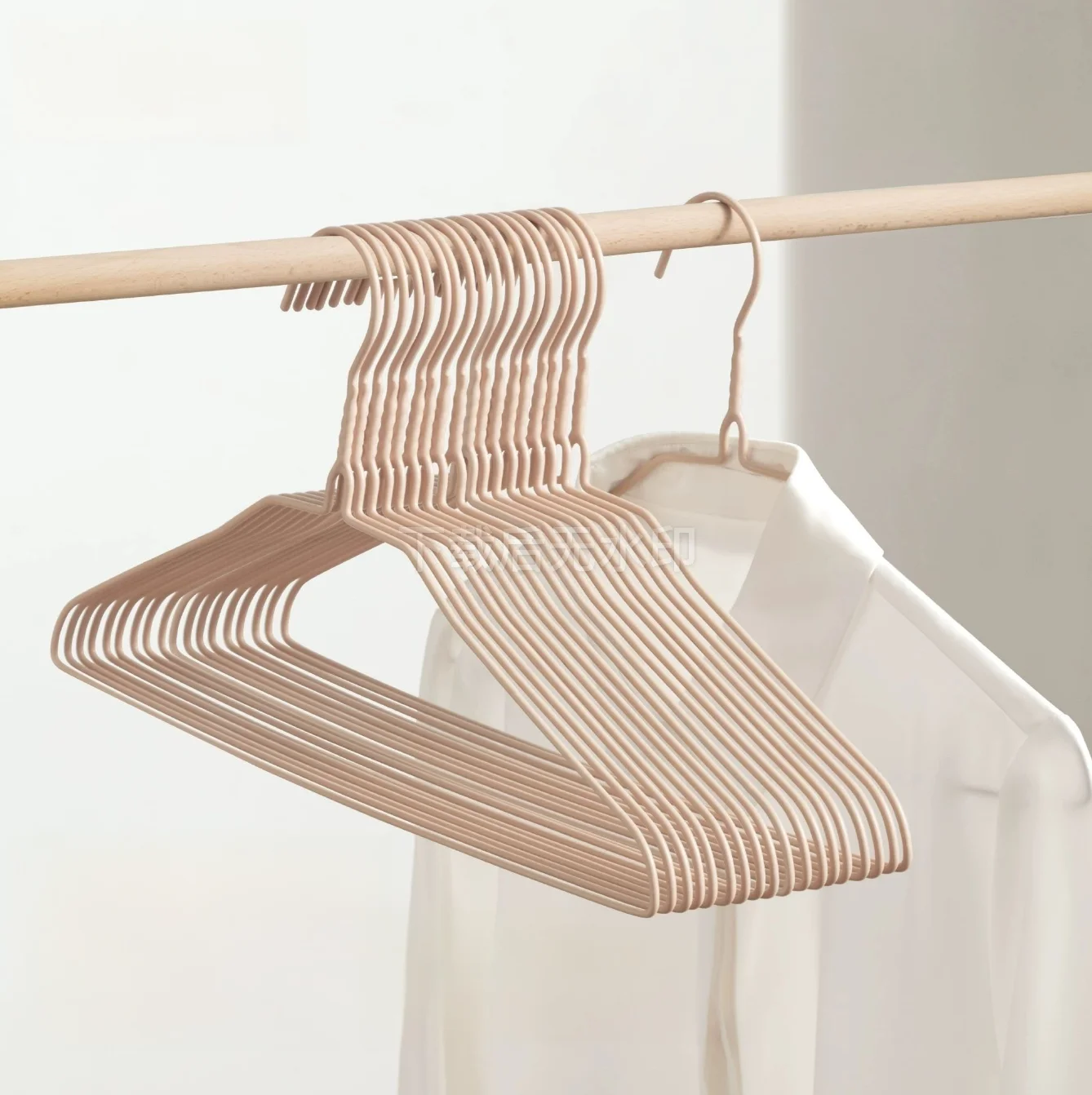 

10 шт./лот, 38/43 см, нескользящая пластиковая вешалка для одежды без маркировки, подходит для домашнего использования, для подвешивания и сушки одежды