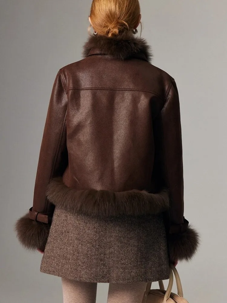 موضة تقسم الثعلب الفراء طوق أسفل معاطف سيدة سترة قصيرة دراجة نارية نمط أوزة سترات منتفخة معطف الشتاء ملابس خارجية رائجة البيع