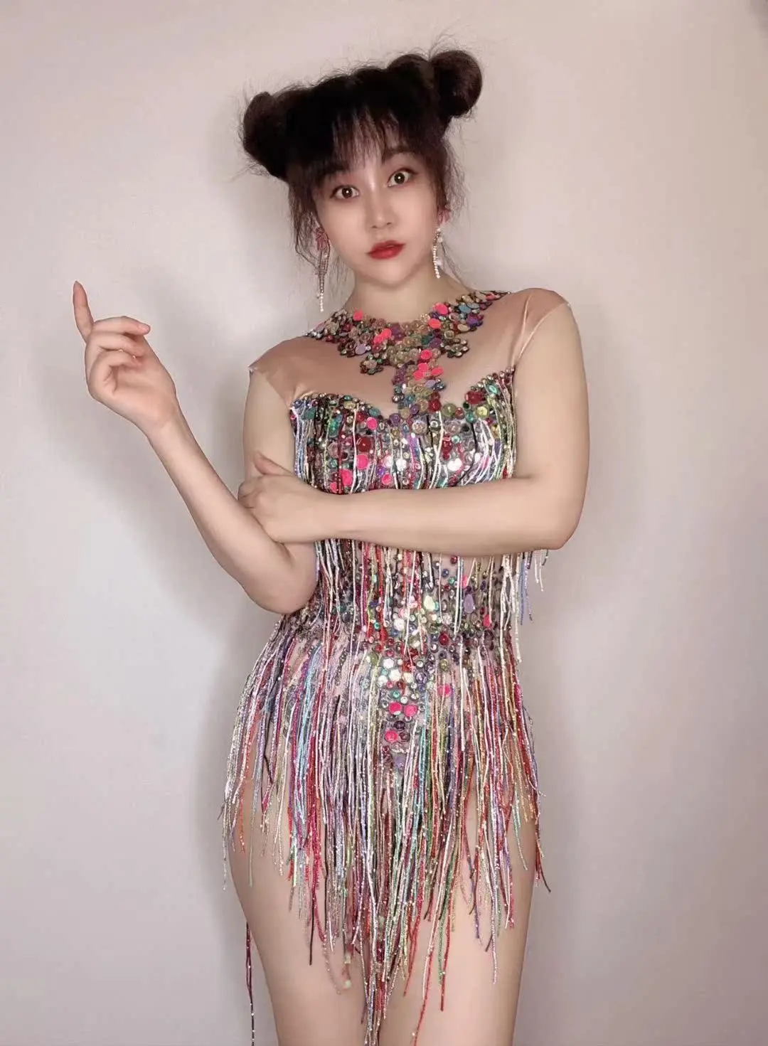 2025 Cantante femminile sexy da discoteca DJ Costume da ballo leader Flash Diamond Tuta colorata Bar Dance DS Performance Costume yk