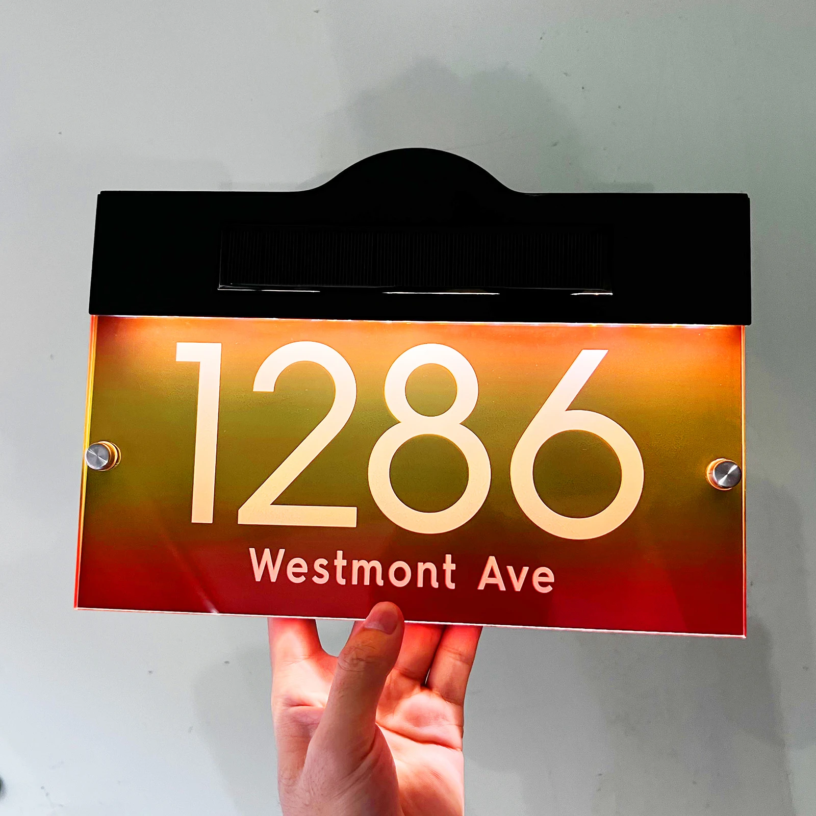 

Customized Solar House Number Outdoor Custom Illuminated Led Address Sign Plaque Gradient Color Acrylic House Numbers Sign Plate