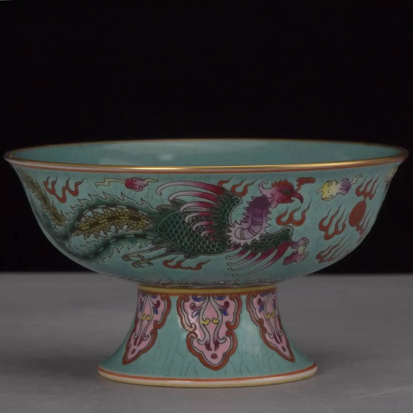 Chinese Qing Dynasty Green Enamel Porcelain Bowl With Dragon And Phoenix Design 4.7Inch