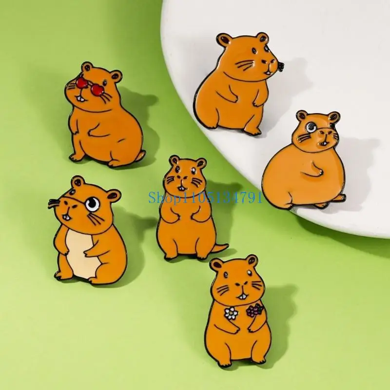 98km عصري Capybara الكرتون صدر طية دبوس عصري Capybara المعادن صدرية الدبوس الزخرفة للأزواج والاتجاهات