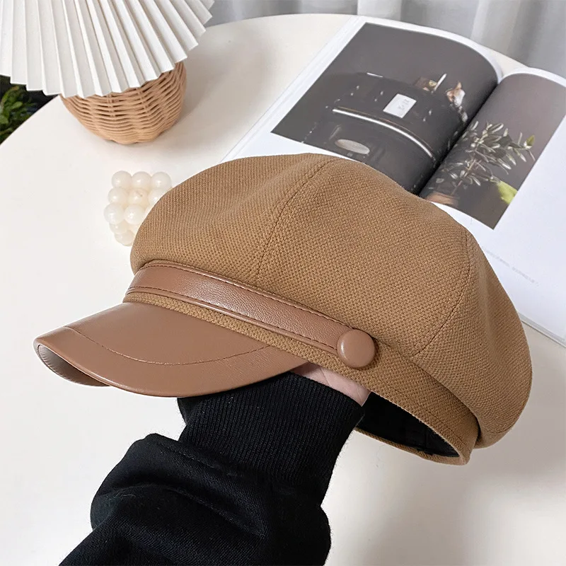Winter Retro Beret with Leather Trim and Button Decoration, Women's Hat Made of Soft and Comfortable Cotton, Suitable for Daily Outings and Photography, British Style Newsboy Cap