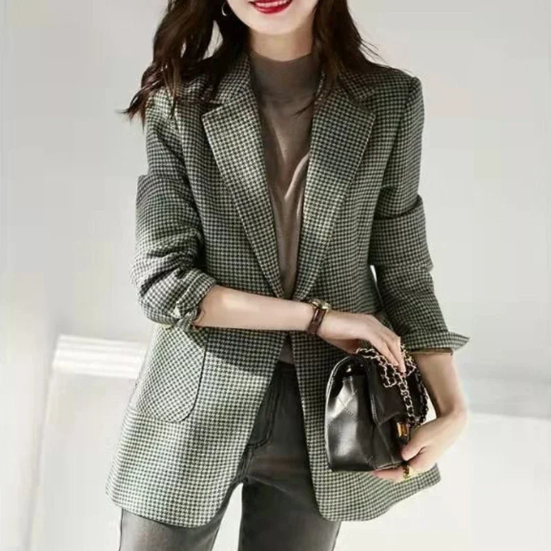 

Check Women's Blazers Clothing Green Plaid Female Coats and Jackets Outerwear Slim Deals Winter Promotion Fashion 2024 Spring In