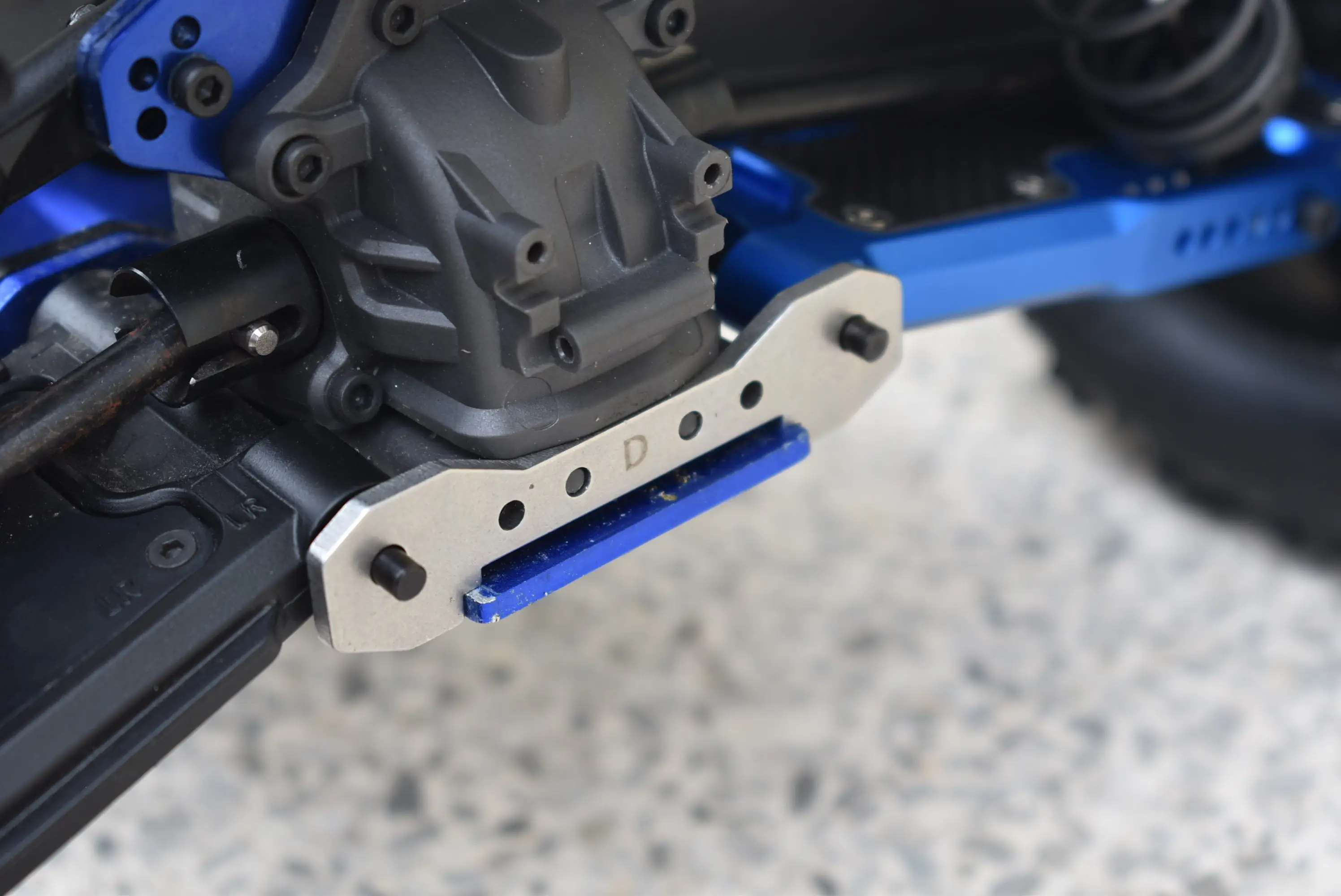 GPM TRAXXAS 1/8 Sledge For Stainless Steel Front Or Rear Lower Bulkhead Tie Bar