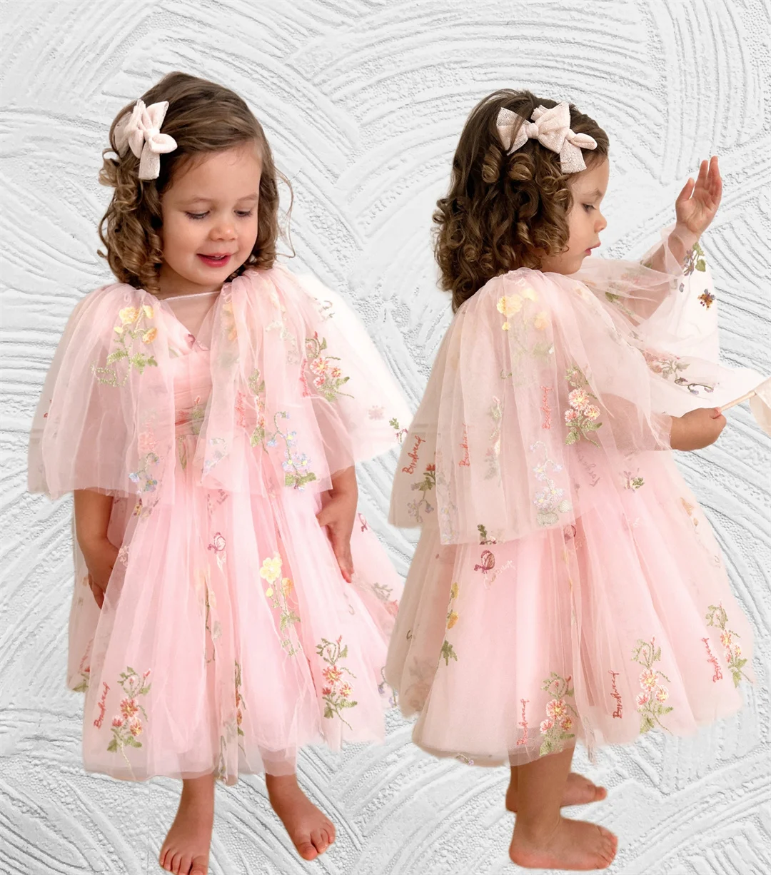 

Tulle Flowers Embroidery Flower Girl Dresses V-neck A-line Pastoral Cute Bell Sleeves Pleats Wedding Guest Gowns Kid Party Dress