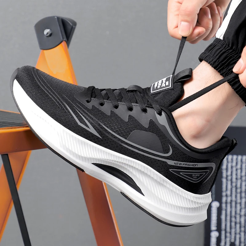 Heren herfst nieuwe collectie zwarte leren schoenen - ademende stijlvolle sneakers met dikke zool, casual en sportief, veelzijdig en lichtgewicht