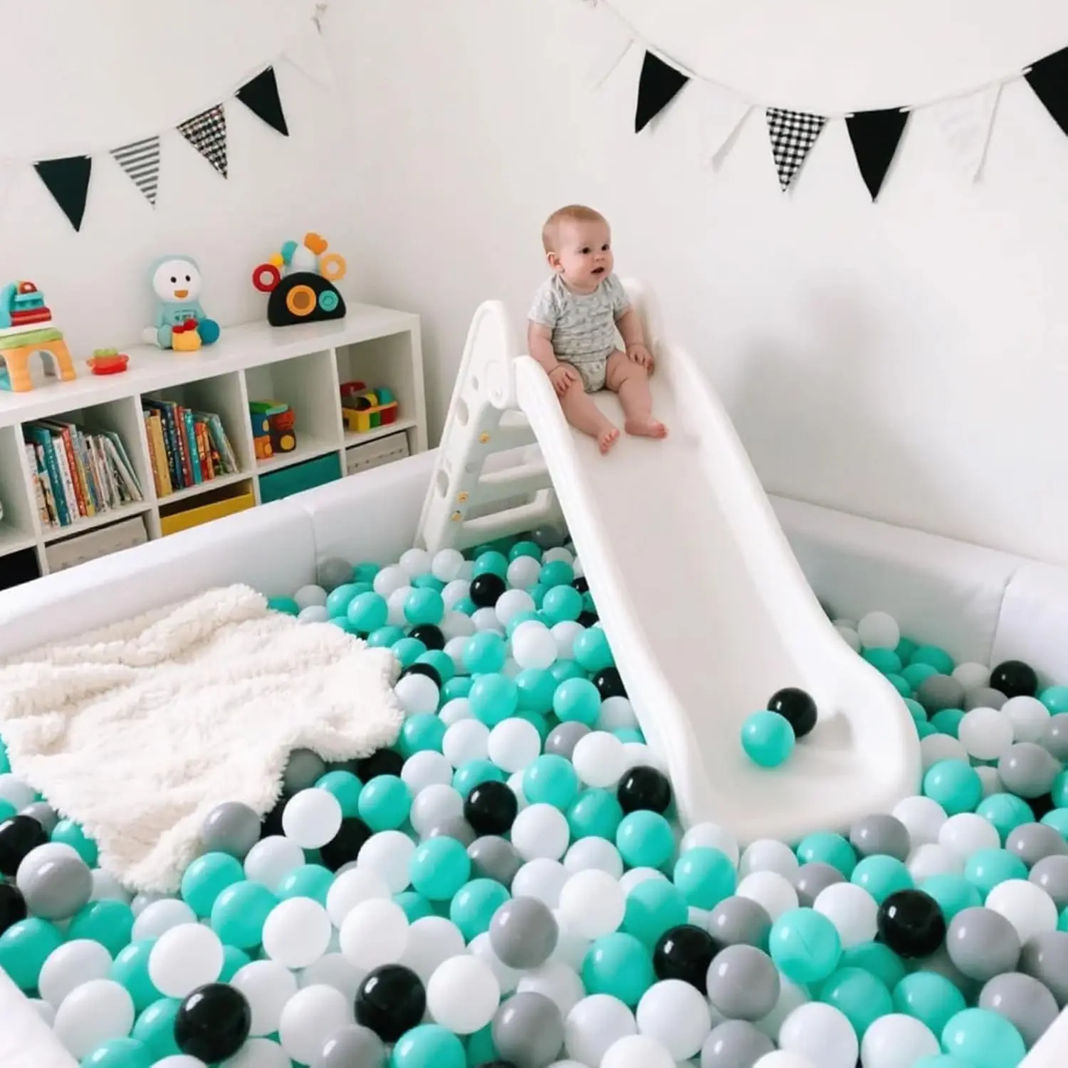 부드러운 플라스틱 볼 풀 공, 100개 민트 그린+블랙/그레이/화이트 플라스틱 장난감 공, 파티용 크러쉬 프루프 스트레스 볼