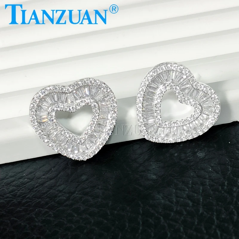 

Popular Heart Earring D Color VVS1 Moissanite 24mm 925 Sterling Silver Hoop Earrings for Women