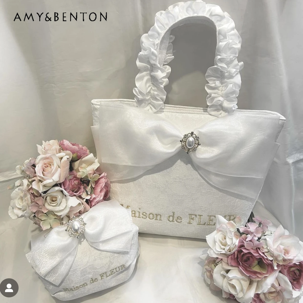 Japanese Flower Wedding Series White Wedding Handbag Cosmetic Bag Sweet Lace Rhinestone Bow Ruffle Handbags Lolita Mini Bags