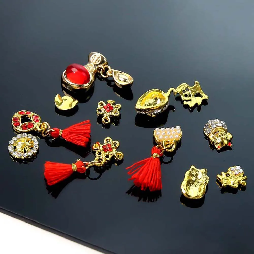 4Pcs/set Fu Character Chinese New Year Nail Decorations Tassel Nail Charms Nail Art Supplies Wedding Red Nail Accessories