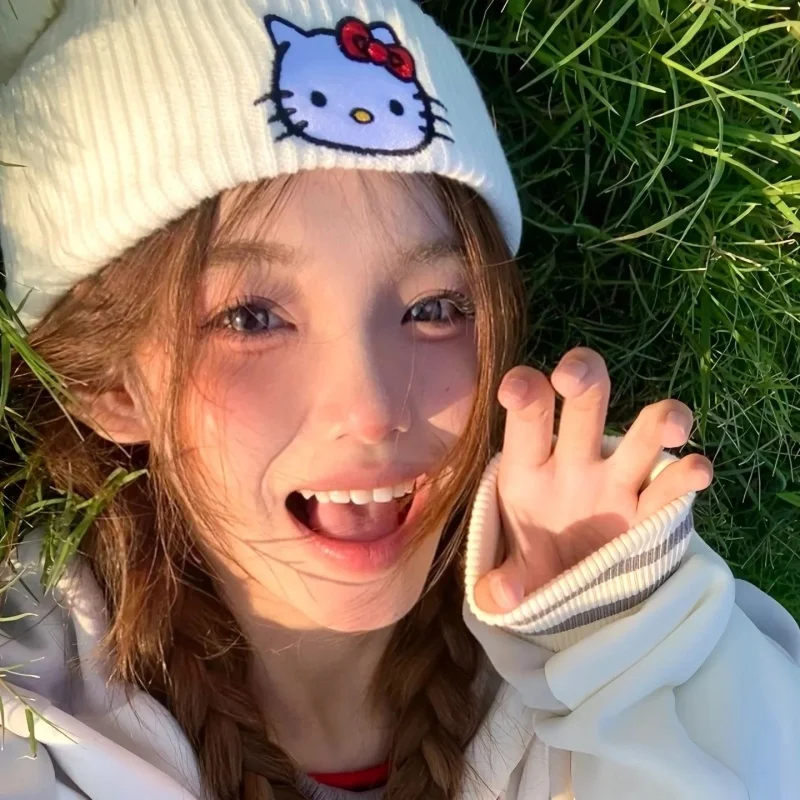 

Sanrio анимационная серия фигурка Hello Kitty Melody Kuromi Cinnamoroll вязаная шапка с вышивкой осенняя теплая шапка Рождественский подарок